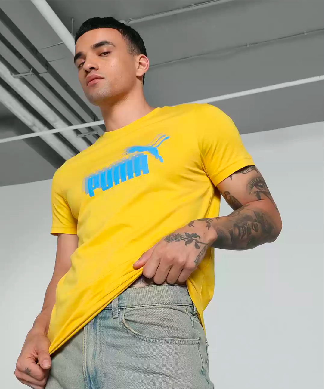Men's Graphic Logo Slim Fit Tee
