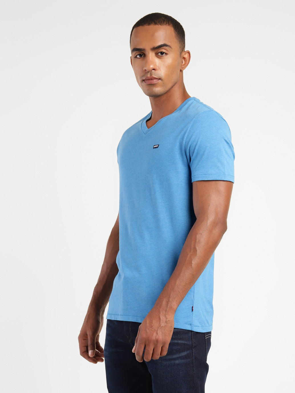 MEN'S SOLID V NECK T-SHIRT | Levi’s