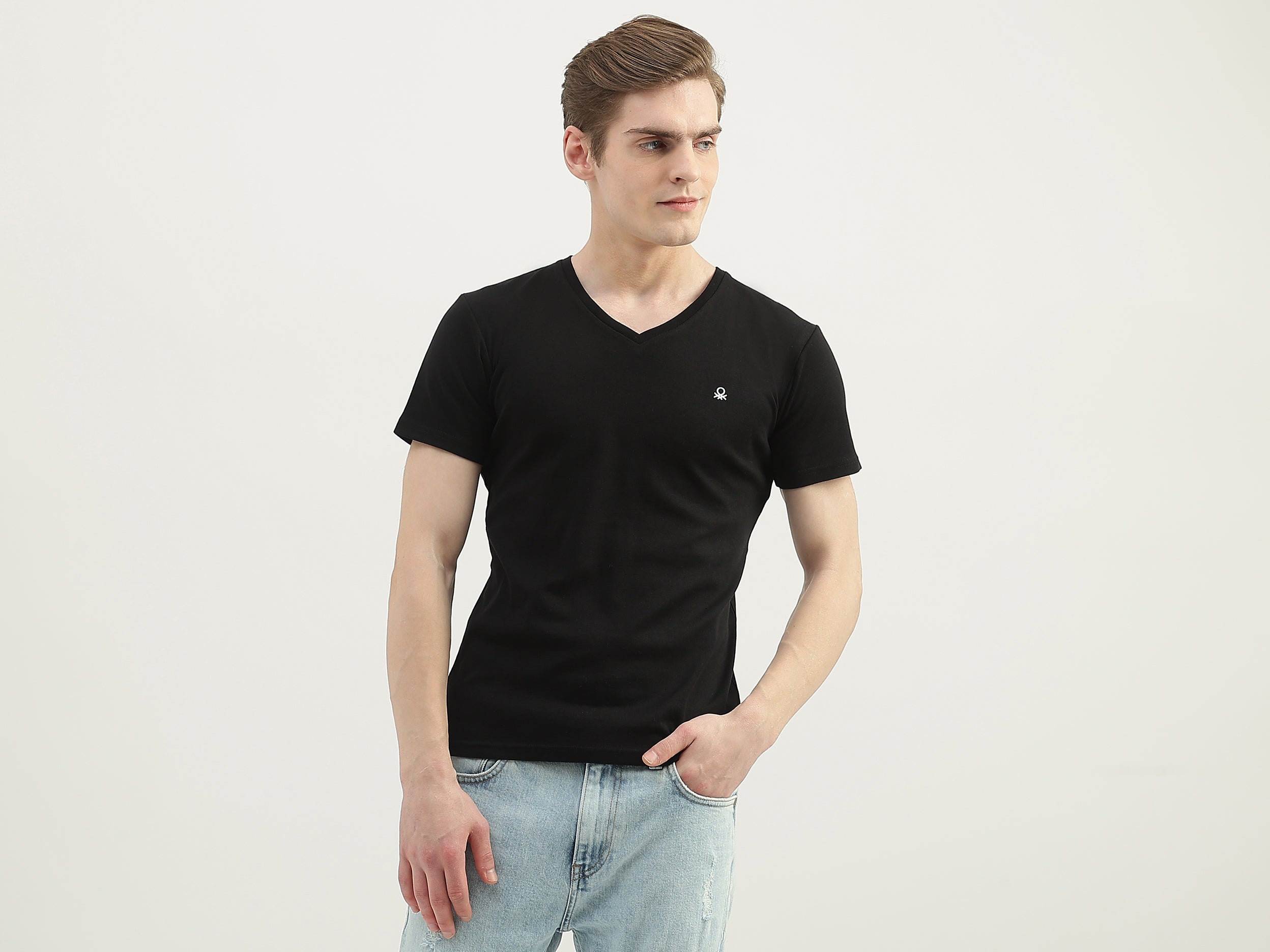 Men Solid V-Neck T-Shirt
By United Colors of Benetton