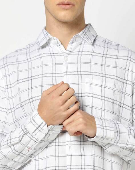 Men Checked Slim Fit Shirt by Netplay