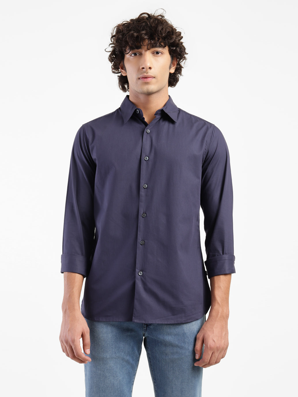 Men's Solid Spread Slim Fit Shirt
By Levi's