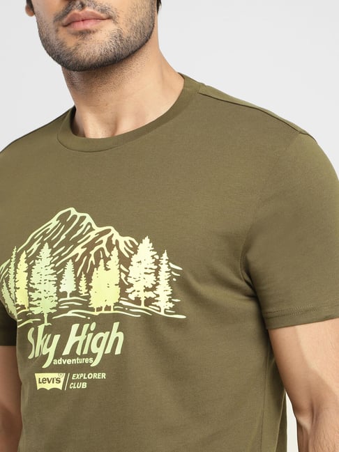 Dark Moss Olive Pure Cotton Regular Fit Printed T-Shirts by Levi's