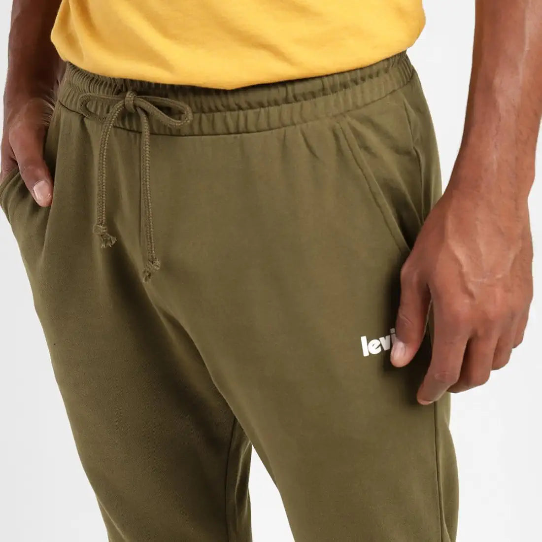 Levi's Men's Mid Rise Regular Joggers