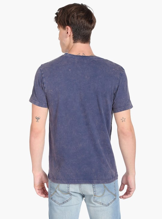 Men Dyed Regular Fit T-shirt by Flying Machine